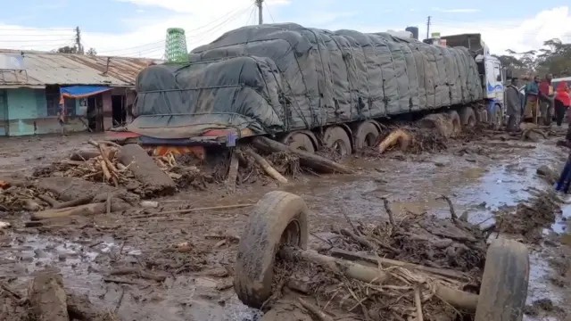 maporomoko ya udongo